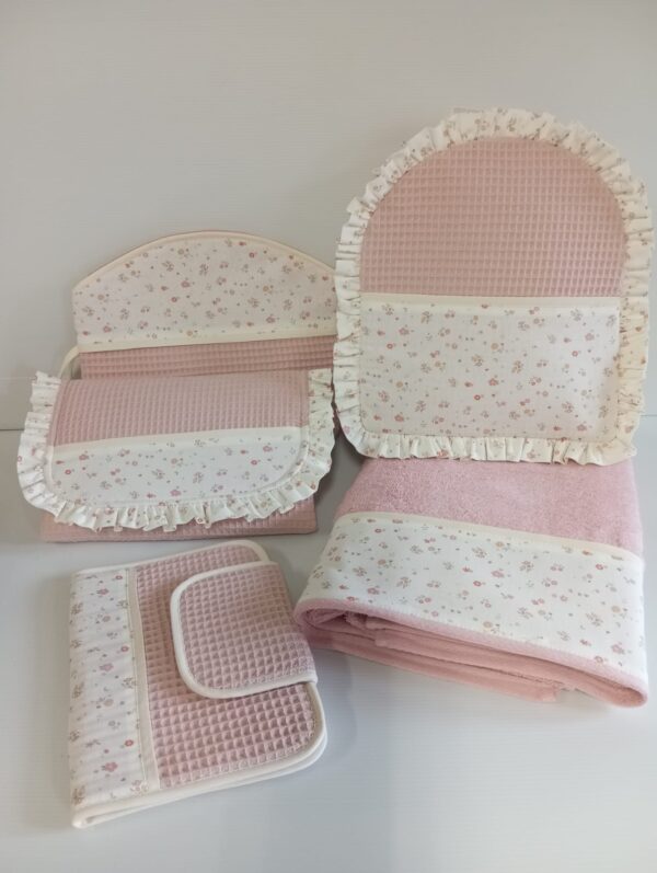 Pack regalo rosa personalizado con flores | Carma Bordados