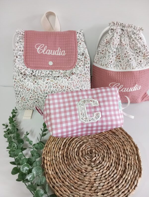Pack vuelta al cole personalizado floral – Mochila, bolsa merienda y neceser